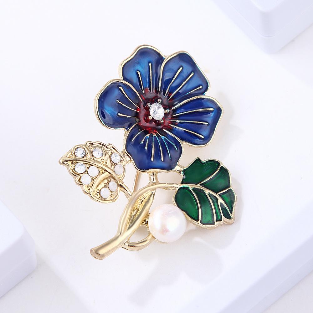 Blue Coat Jumper Pin Corsage Accessories Trumpet Flowers Temperament Flowers Brooch Men and Women Small Lapel Pins Perfect Gift for Couples