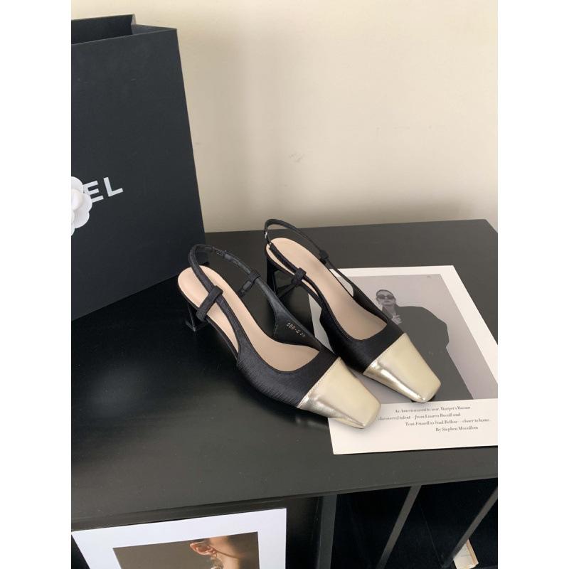 

Сандалии с французской сумкой на голове женские классические сращивающиеся маленькие ароматные туфли на толстом каблуке пустые одинарные 39 чёрный