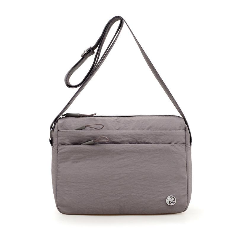 Borsa a tracolla da donna in nylon con più scomparti per l'uso quotidiano