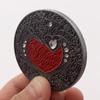 Sprache der Liebe, herzförmiger Diamant eingelegt, Nickelsilber antik, Gedenkmedaille, Sammlerhandwerk, Rot des Liebhabers, Herzmünze, Gedenkmünze