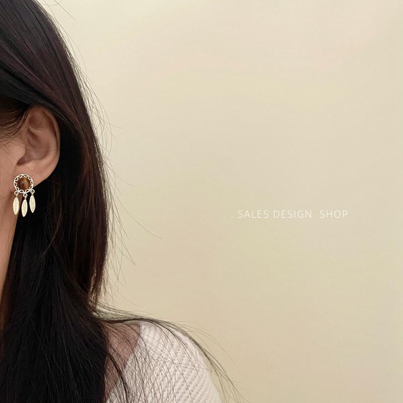 Maillard High-End Tiger s Eye Tassel Stud Earrings - Autumn/Winter Fashion for Women