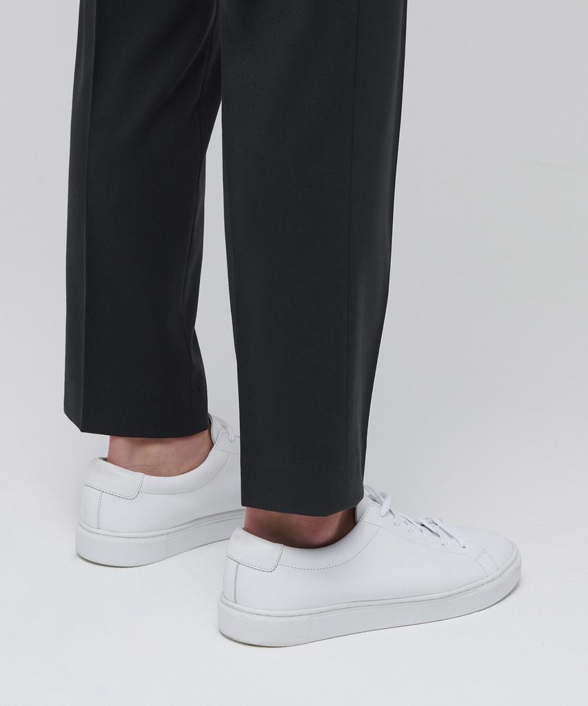 Musinsa Standard Lightweight Tapered Hidden Banding Crop Slacks [Dark Gray]
