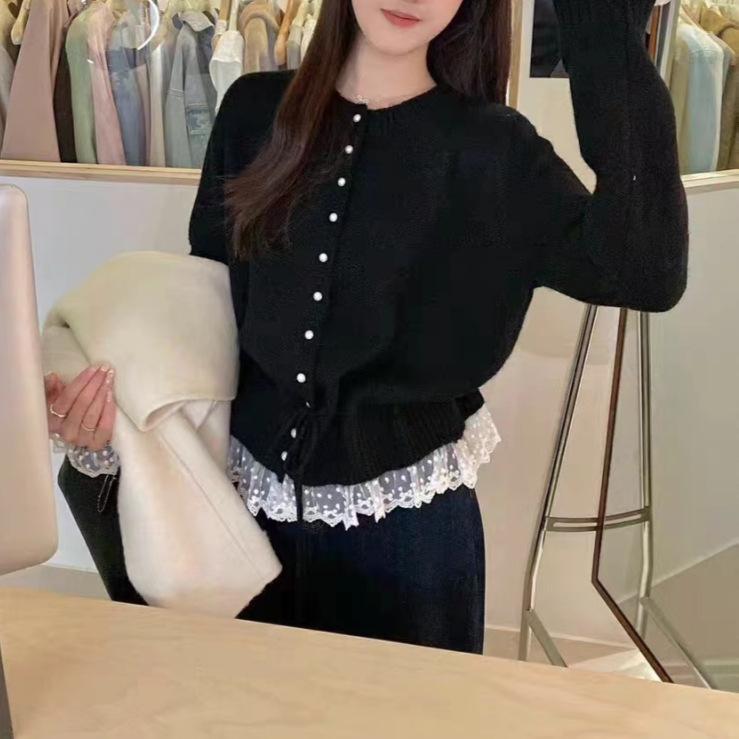 Red lace splicing sweater women's autumn and winter design waist knitted cardigan small short top