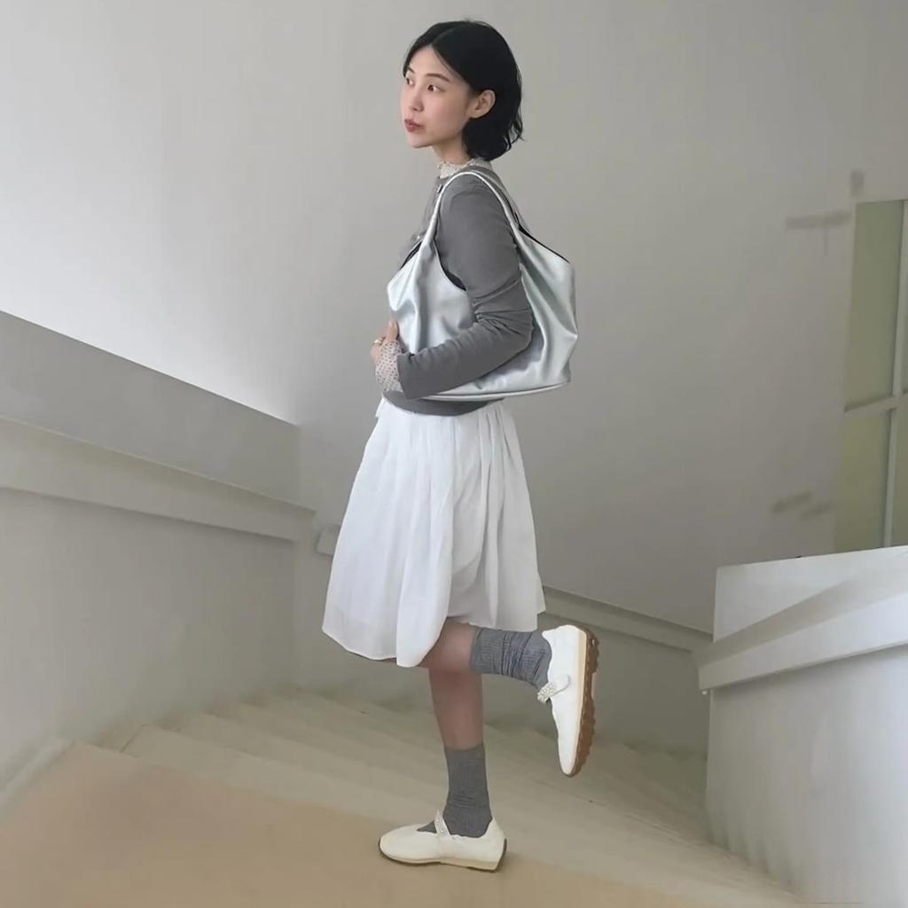 Spot cowhide version~ 2025 new pearl single shoes women's summer Velcro Mary Jane niche casual moral training shoes