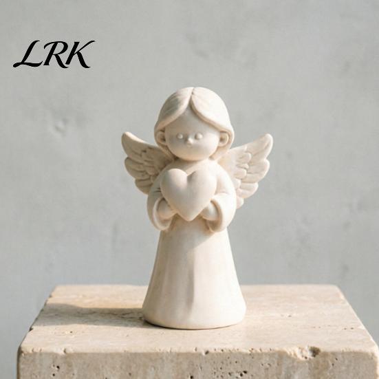Nordic Style Aesthetic Art 3D Printed Angel Heart Statue, White Resin Praying Figurine for Love And Protection Symbol Living Room Bedroom, Minimalist
