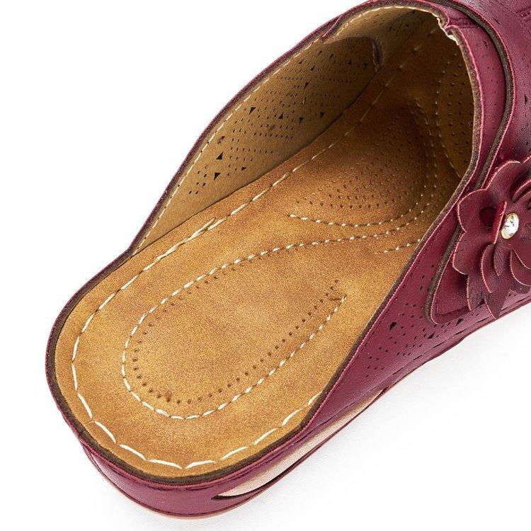 Lato Nowy Styl Baotou Kwiat Klinowy Obcas Damskie Sandały Europejskie i Amerykańskie Duży Rozmiar Ażurowe Sandały Damski Trend