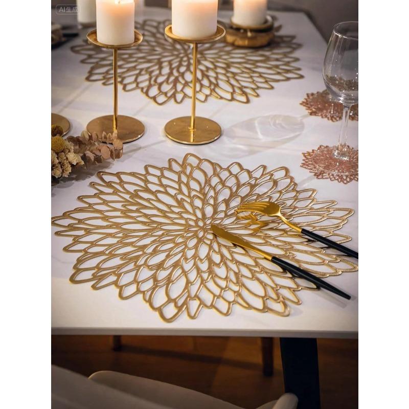 Gold Flower Pattern Round Placemats