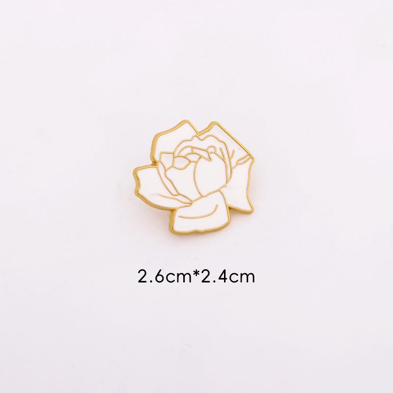 High-End Retro Rose Brooch: Exquisite 3D Cute Pin for Clothes and Bags