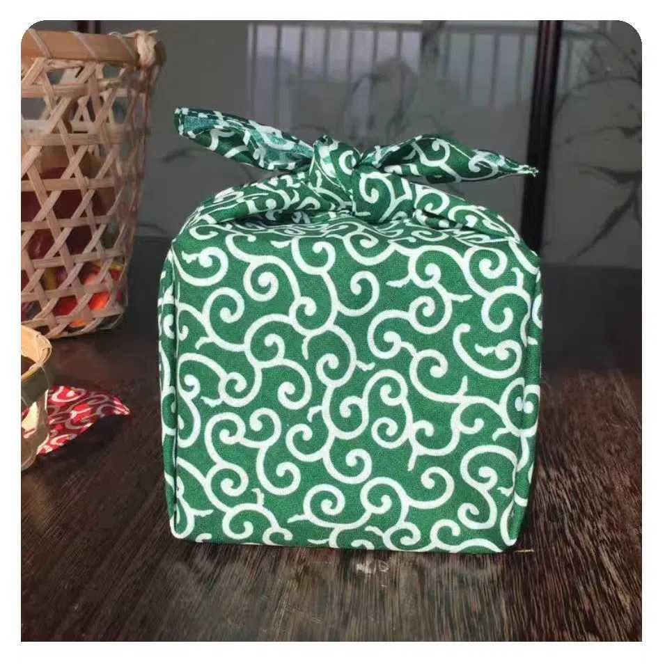 Tanoreshiki Arabesque Pattern Furoshiki 70 Centimeters Karakusa Thief Auspicious Design One-sho Mochi First Birthday Gift Wrapping Chirimen Two Widths