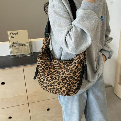 Leopard Print Best Selling Crossbody Bag Sporty and Casual Single Shoulder Bag Popular and Versatile Dumpling Bag