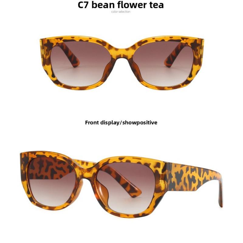 Ladies sunglasses, retro cat eye sunglasses.
