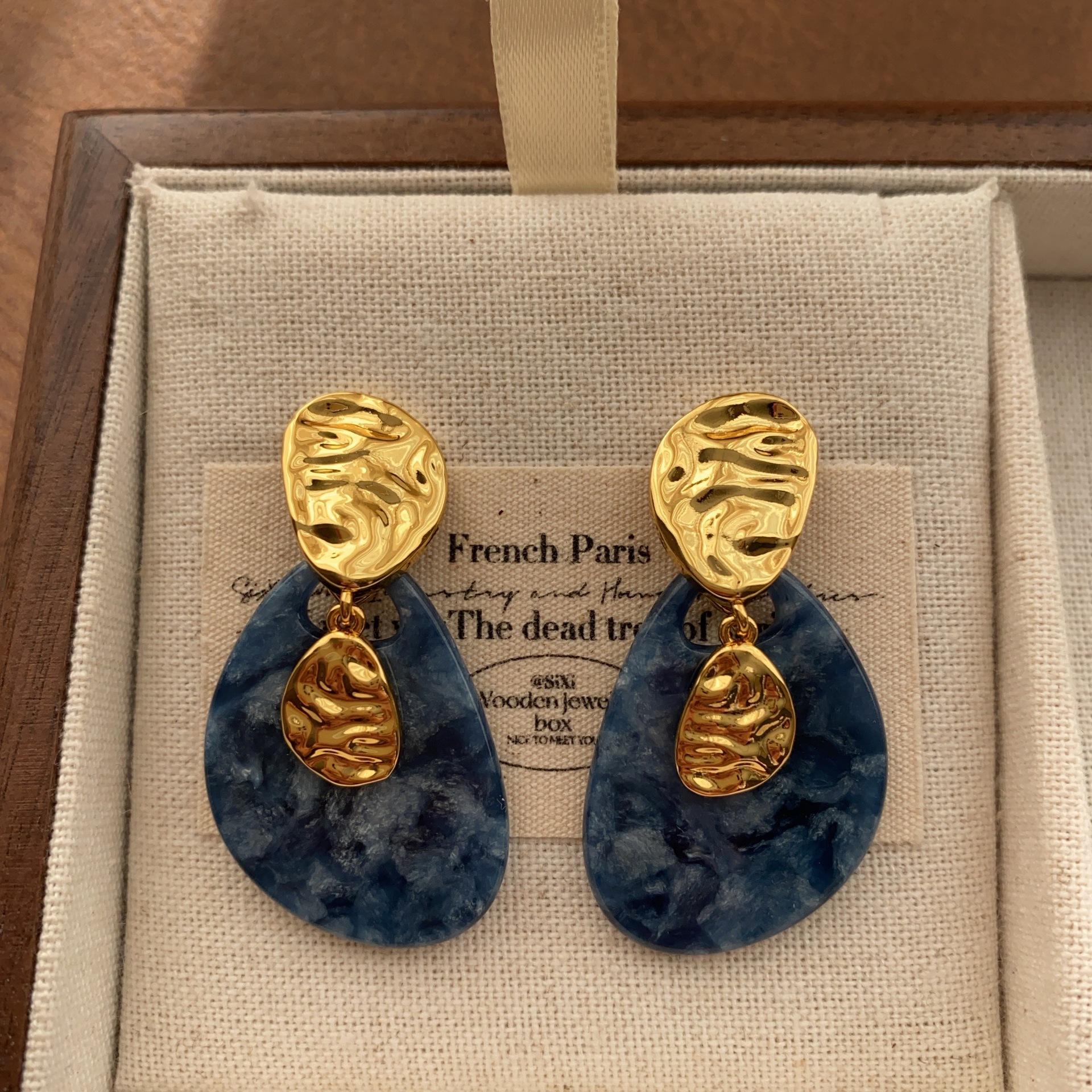 

Color pattern water drop earrings, earrings, light luxury, high sense, gradual change, niche fashion, fresh and elegant, versatile earrings, women