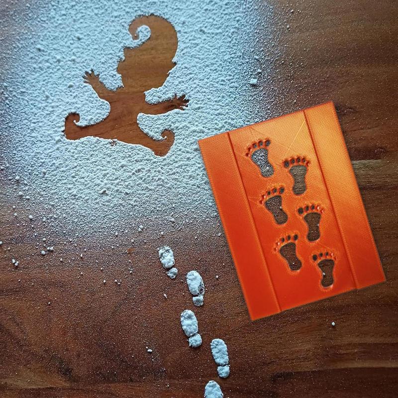 Christmas Foot Stencil 3D Christmas Stencil Reusable Footprint Templates Small Holiday Stencils Snow Painting Paste Christmas