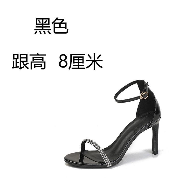 Silberne High Heels mit Frühling und Sommer neuem Feenstil Temperament vielseitig Lack Strass Stiletto Sandalen Damen