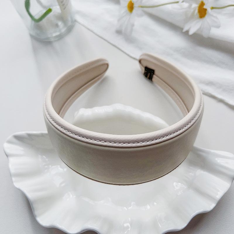Breiter Leder-Stirnband Modisches Stirnband Hoher Oberdruck Haaraccessoire Haarspange