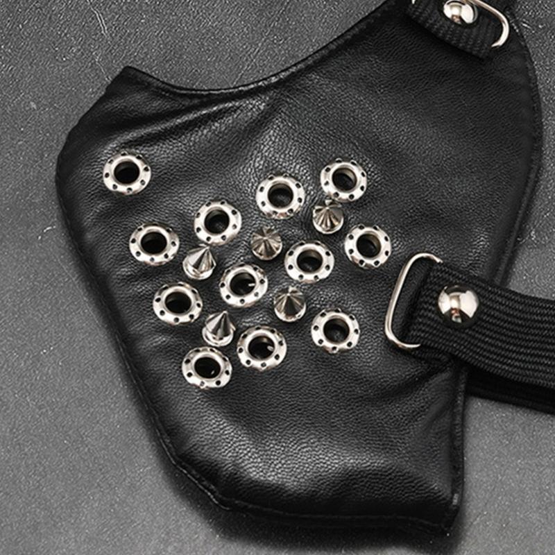 Adjustable Gothic Pointed Face Mask Breathable PU Fabric Metal Frame Perfect For Halloween Festivities Cosplay