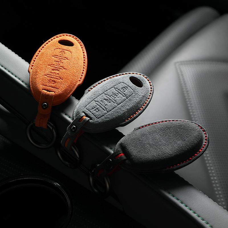 For Infiniti Fx35 Qx50 Q40 Q60 Q70 Q80 4 Button Alcantara Suede Car Key Case Shell Keychain Accessories