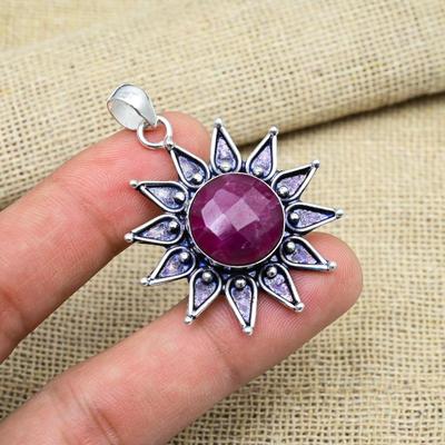Gemma di Rubino Sfaccettata Gioielli in Argento Sterling Massiccio 925 Ciondolo Splendido Fatto a Mano Regalo Per Donne