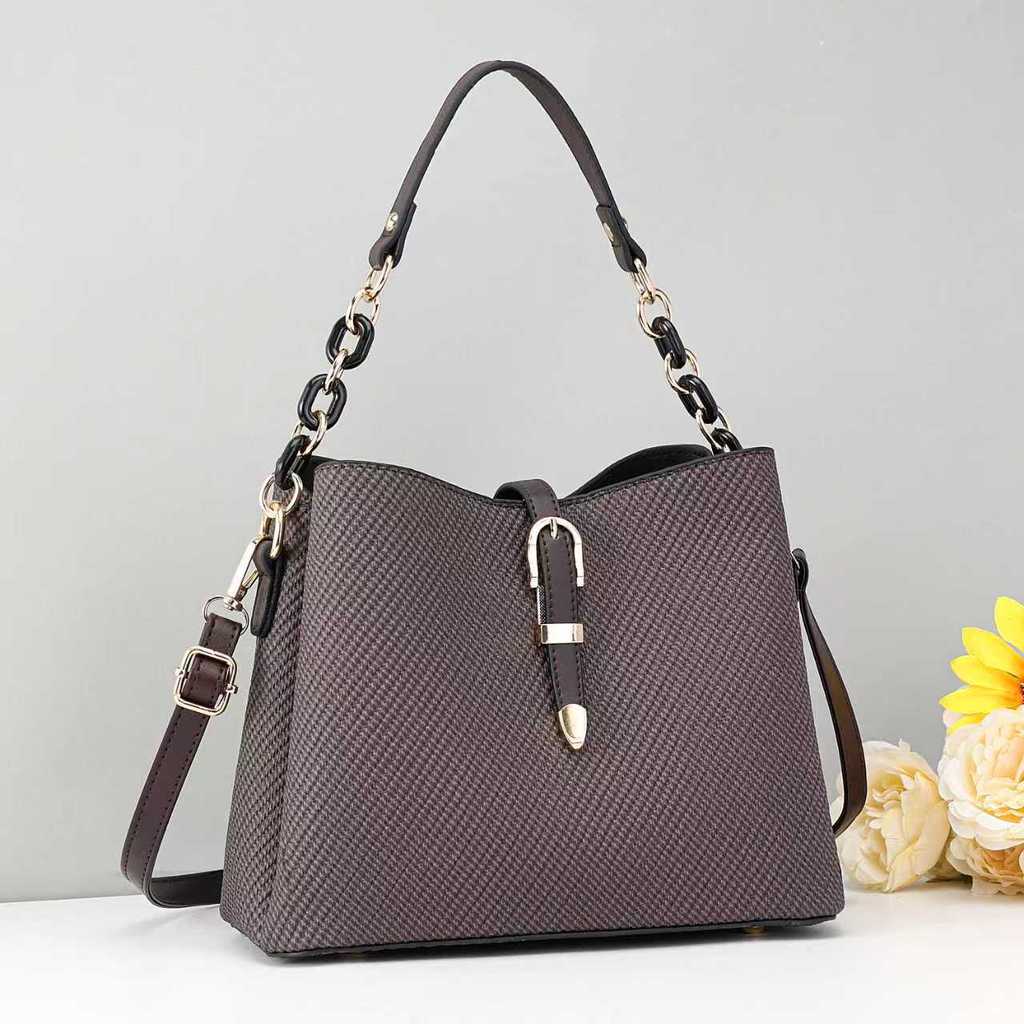 Womens Large Capacity Pu Water Bucket Bag With Zipper Closure For Daily Use