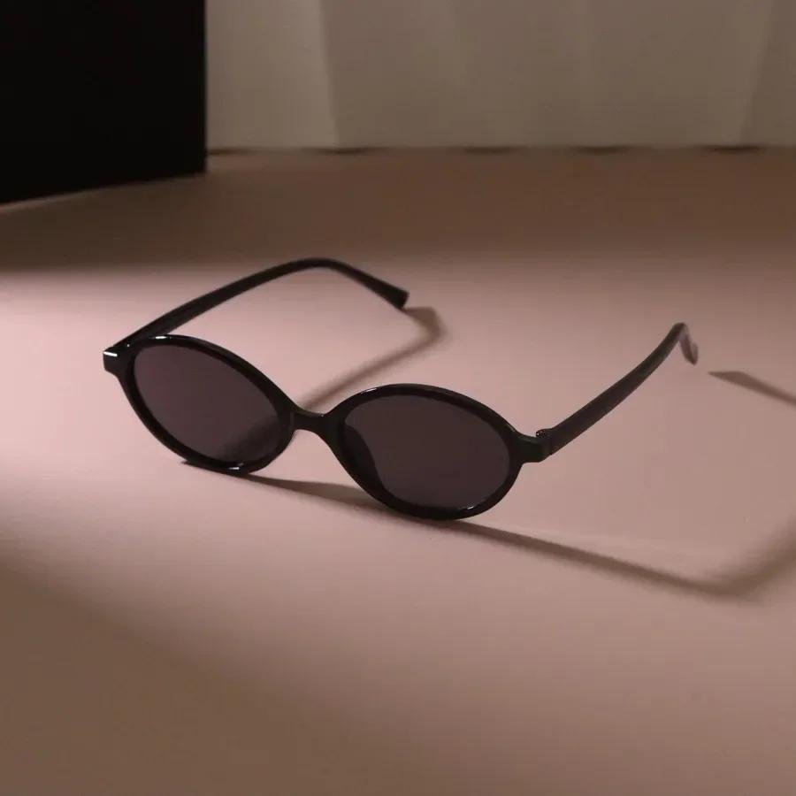 Luxurious Small Frame Sun Glasses Women Men Oval Sunglasses Female Casual Black Colors Mirror Designer Brand Fashion