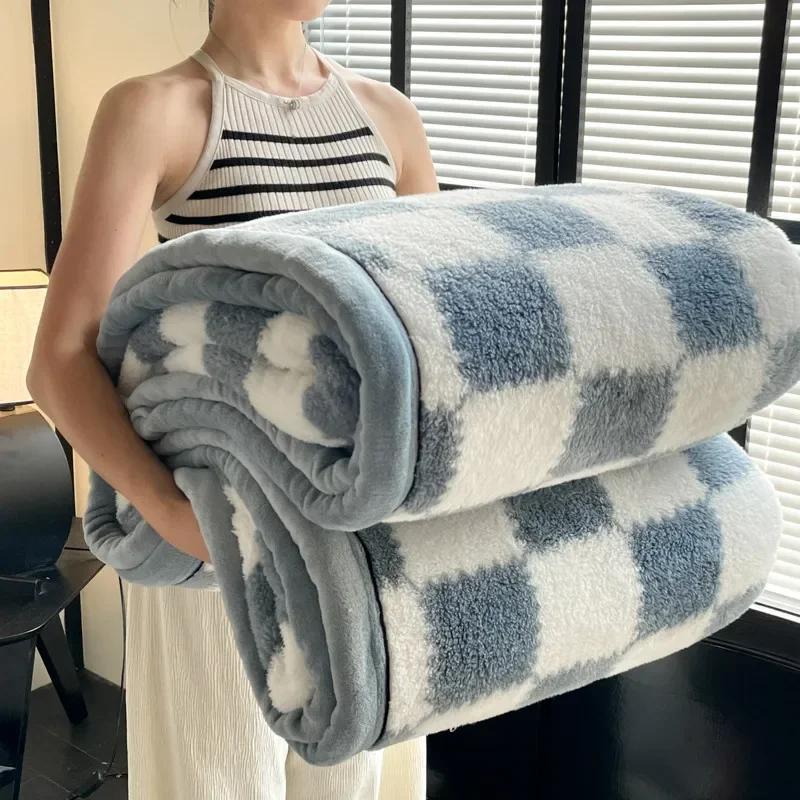 Winter Thick A Grade Plaid Coral Fleece Soft Warm Thick Bed Blankets Plush Sofa Blanket Bedding Sheet Home Office Supplies