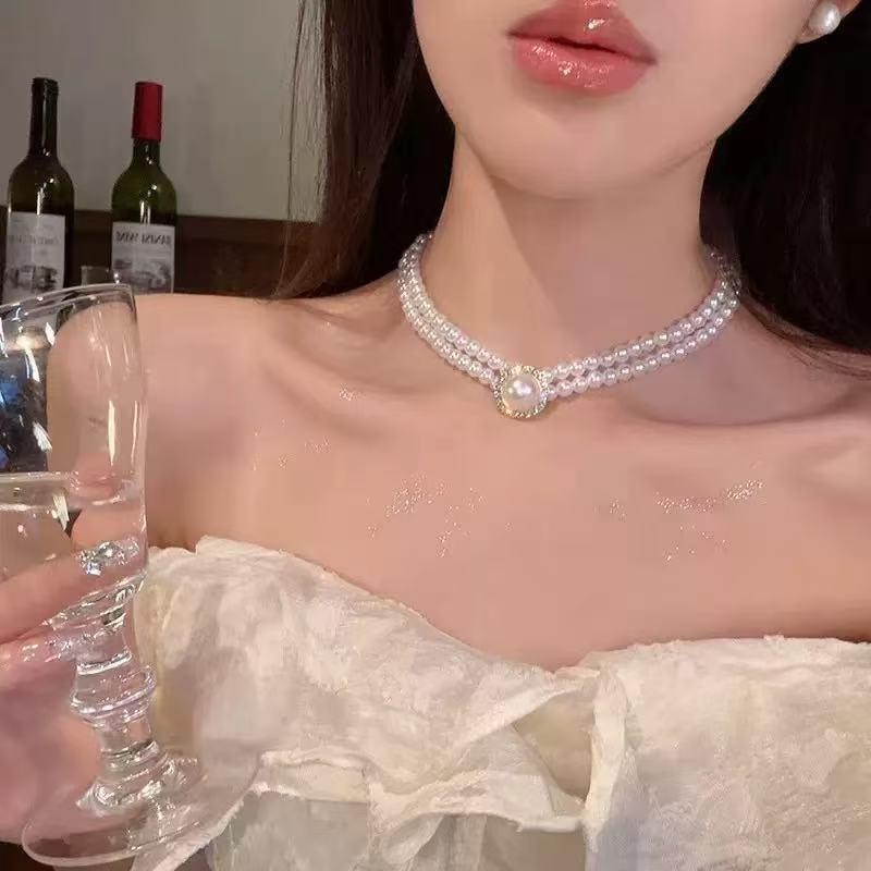Glänzende Diamant-Schmetterling-Perlenkette: Damen Retro Würziges Mädchen Luxus Schlüsselbein Kette