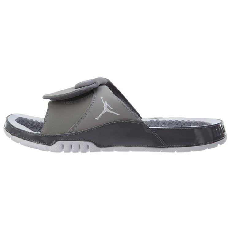 

Новые JORDAN Hydro 11 Cool Grey AA1336-004 45