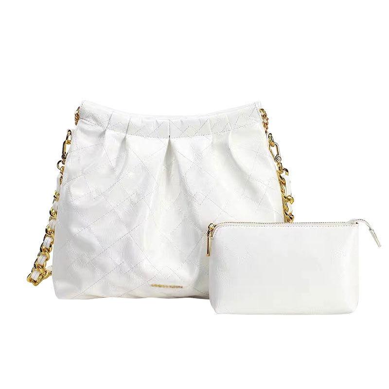 Leather Bag, New Mother and Child Chain Bag, Women's Bag, Large-capacity High-end Messenger Bag, Pleated Bag, Stray Bag.