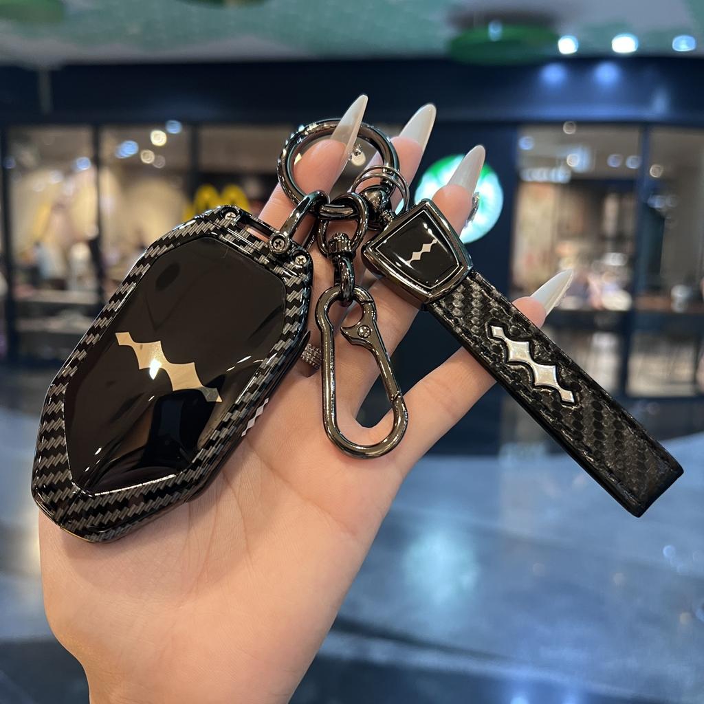 For BYD Equation Leopard 5 8 Titanium 3 7 Carbon Fiber Texture Zinc Alloy Car Key Case Car Keychain Shell Interior Accessories