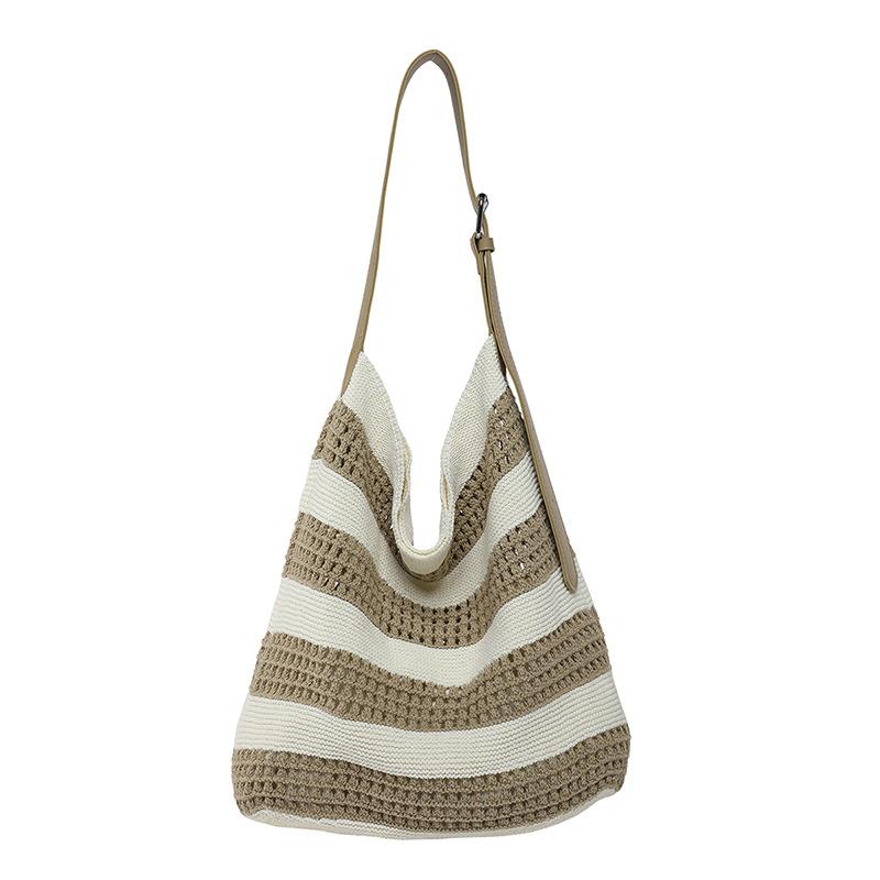 Knitted bag women's large-capacity new casual striped fashion contrasting color shoulder bag woven tote bag