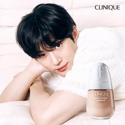 Even Better Clinical Serum Foundation SPF20 PA+++