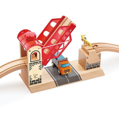 Hape Drawbridge, 23.6 x 16 x 11 cm, Ages 3 and Up, Wooden Pretend Play Toy, E3709