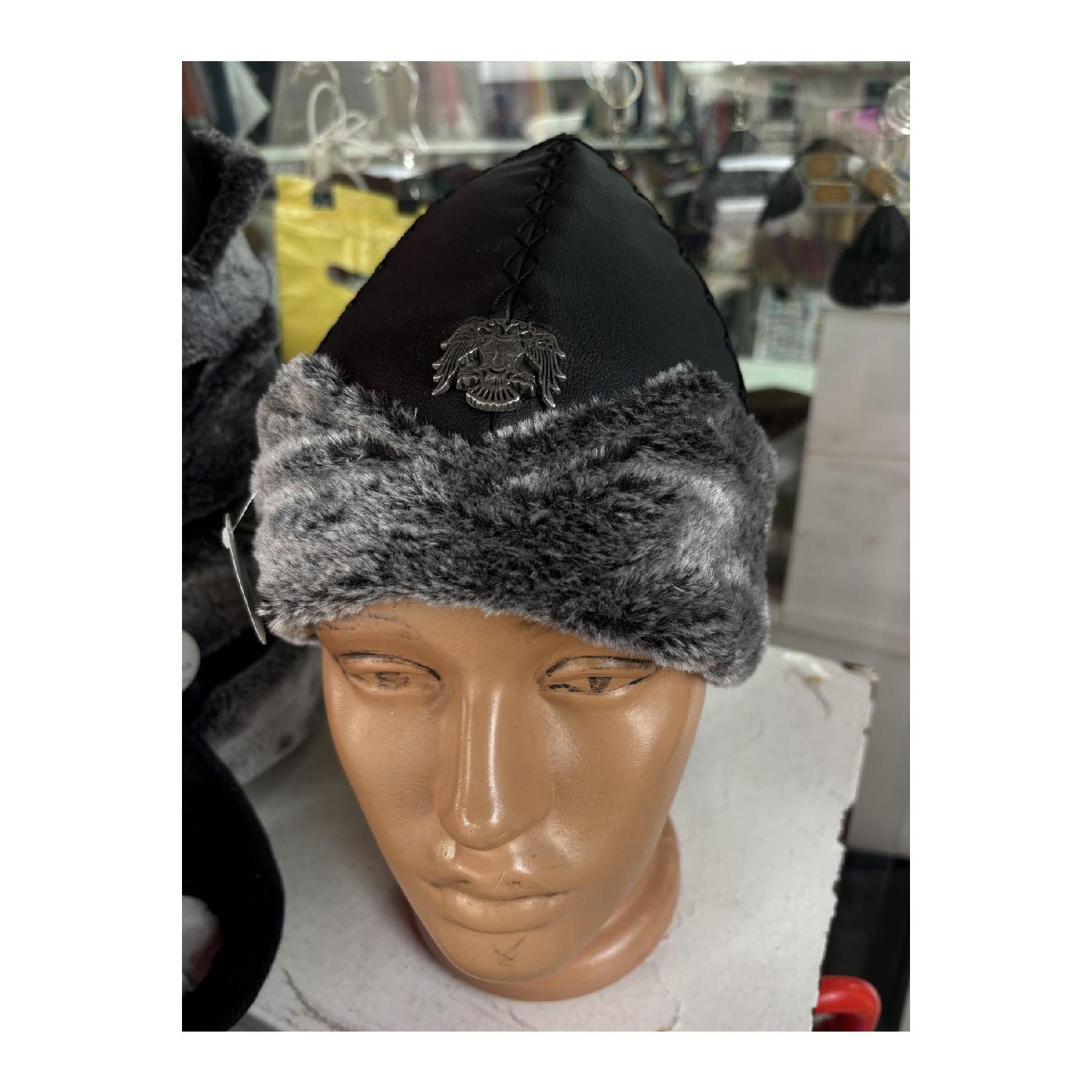 

Brk, Furry Hat, Beret, Thick Hat, Chechen Hat чорний