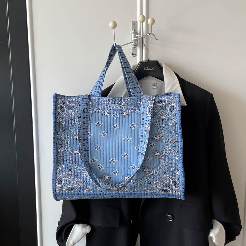 Elegant Vintage Pattern Tote Bag Zipper Closure Square Shoulder Bag Women Large Capacity School Travel Commute Handbag
