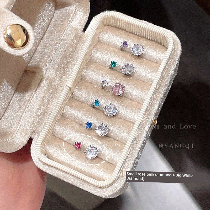 

Light Luxury High-Grade Blue Titanium Steel Stud Earrings for Women 2025 New Popular Elegant Horseshoe Ear Bone Stud Earrings Earrings Red pair