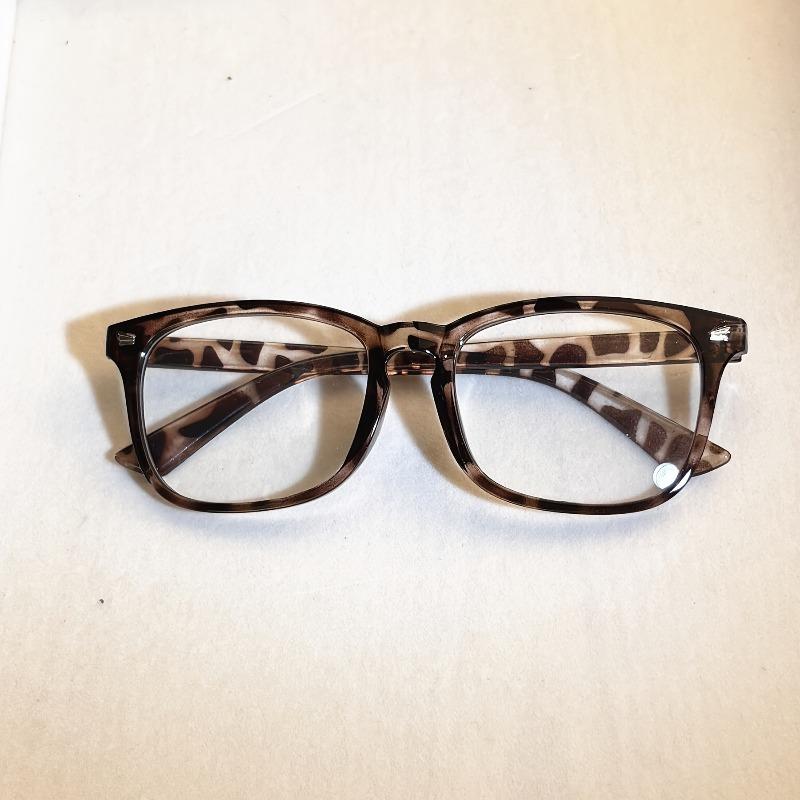

Fashionable Transparent Lens Glasses Suitable for Daily Wear for Both Men and Women цветной печати леопарда