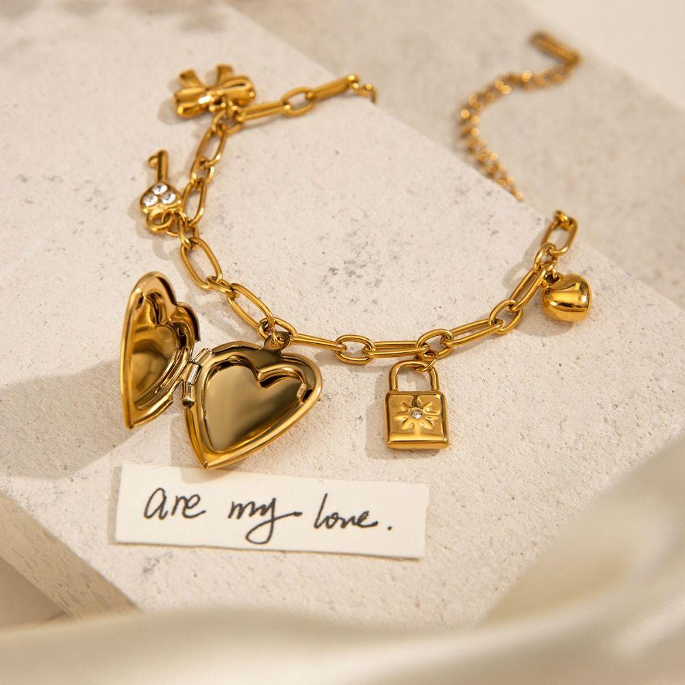 Star Smooth Love Pendant Bracelet Fashion Photos Heart Hand Chain  Hand Accessory