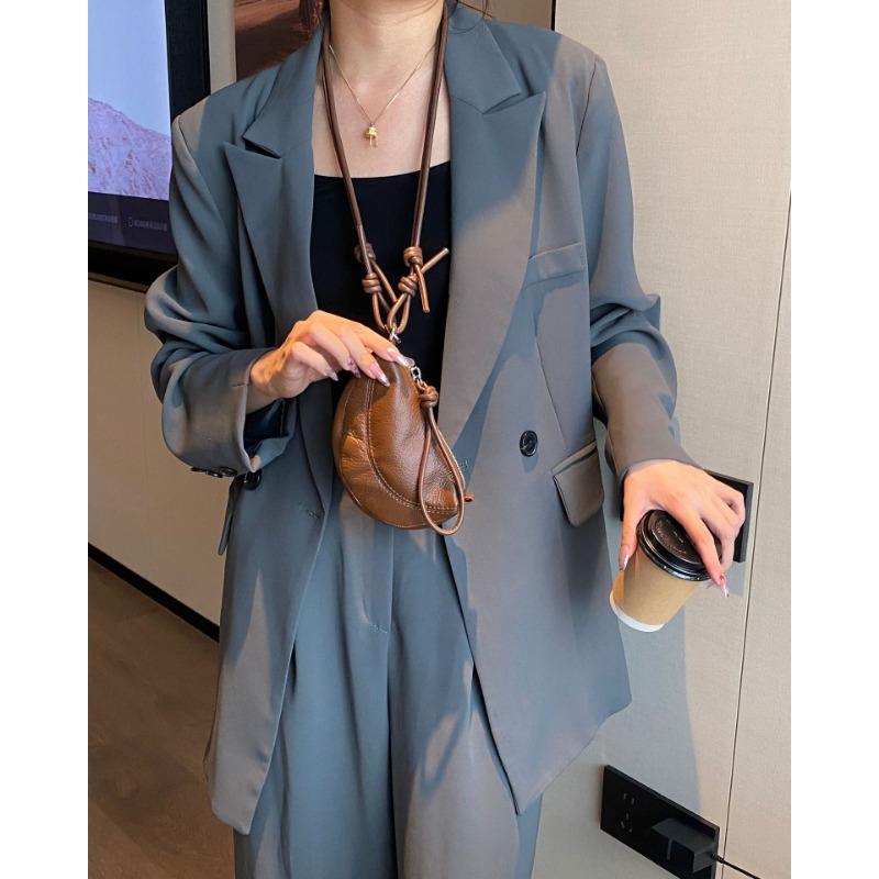 

Женская кожаная универсальная сумка на одно плечо