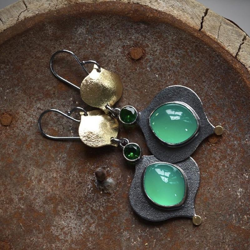 Huajie Two Tone Gourd Shaped Pendant Earrings for Women Fruit Green Inlay Classic New Ear Dainty  Fashion Trend