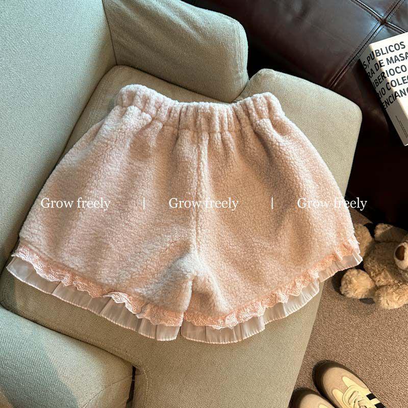 Women's Lambswool Lace Bootcut High-Waisted Shorts - Autumn/Winter 2025 Collection, Trendy Wide-Leg Design.