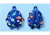 2026 Süßer Dinosaurier Kinderrucksack: Verspielte Cartoon-Doppelschultertasche für Kindergarten- und Grundschulkinder (Jungen und Mädchen)