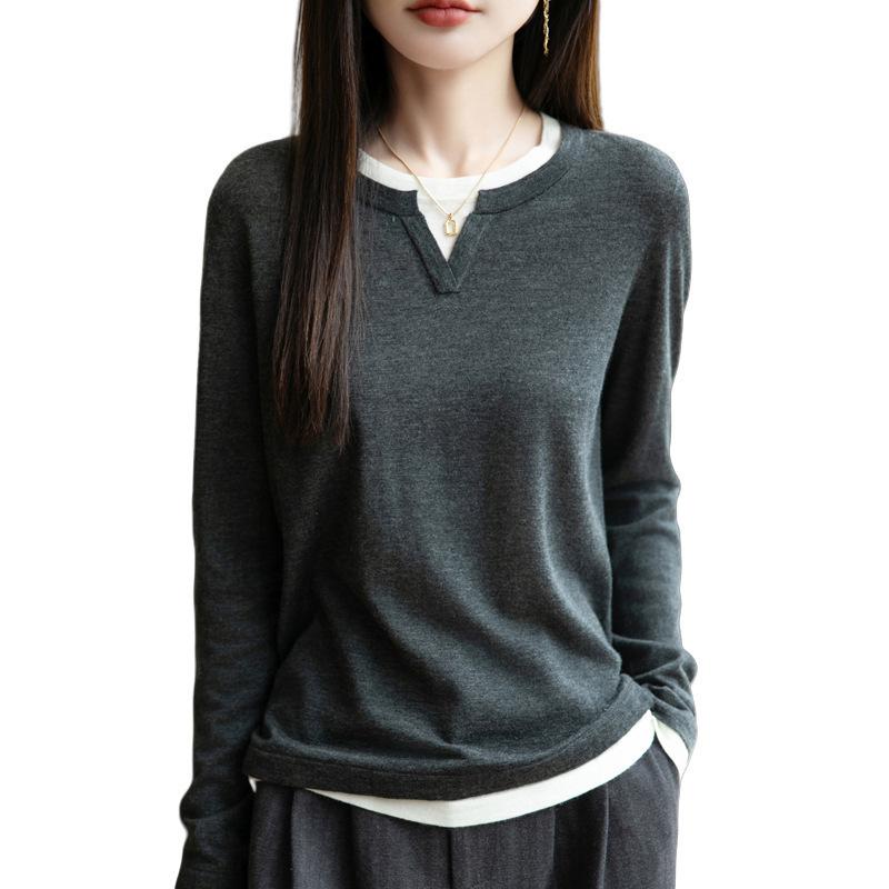 New Autumn and Winter Women's Round-neck Color-blocked Fake Two-piece Base Layer Knitted Sweater Pullover Long-sleeved Sweater