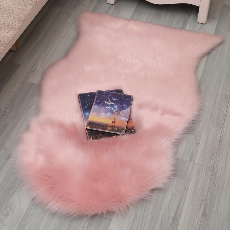 European Style Modern Minimalist Faux Wool Long Pile Rug for Living Room and Bedroom