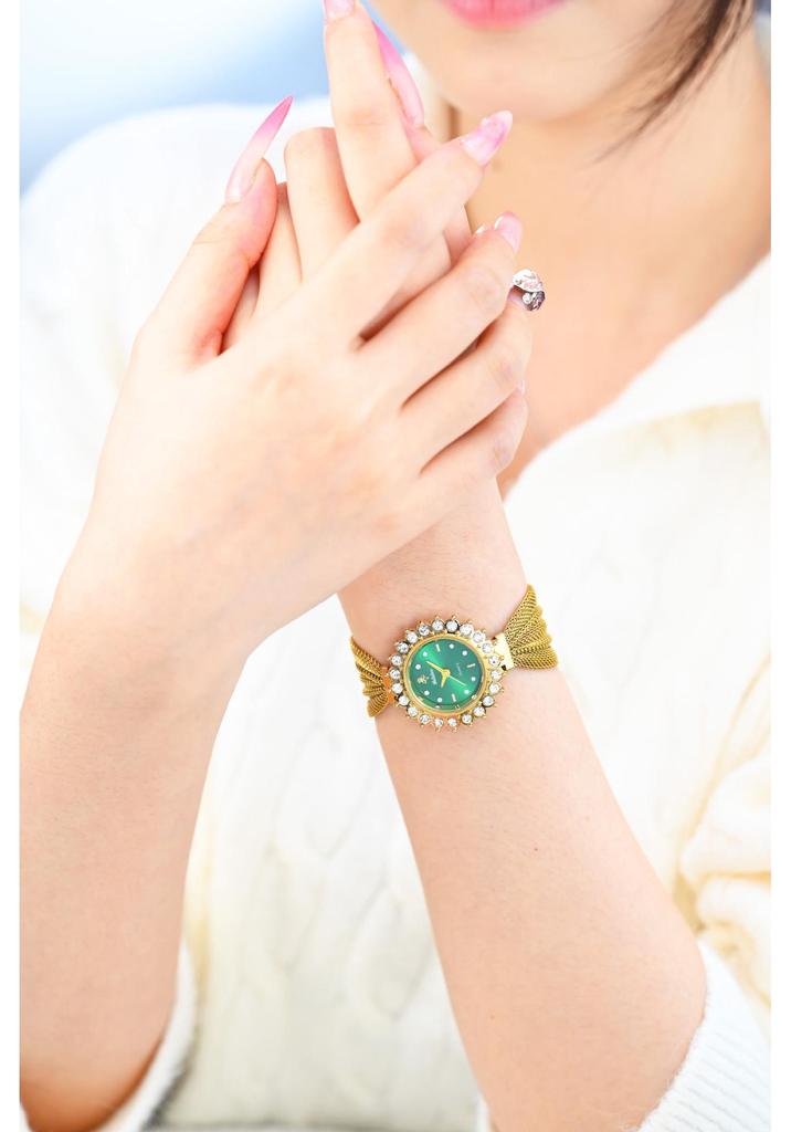 Yalalusi Women's Sunflower Luxury Watch - Lightweight, Elegant, Small Dial, Exquisite Design.