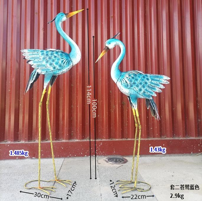 Metal Figurines Luxury Outdoor Miniatures Modern Ornaments Creative Sculptures Original and Funny Gifts Balcony Decoration