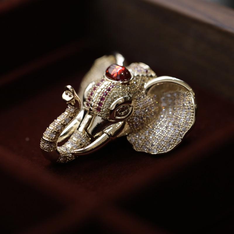 Bo Xin Yun Indian Elephant Brooch with Zirconia - Elegant Heavy Industry Corsage Accessory.