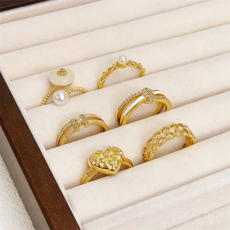 Gold Liebe Retro Offener Ring Französischer Mittelalterstil Eleganter Mode-Tropfen-Glasur Premium-Ring Zeigefingerring