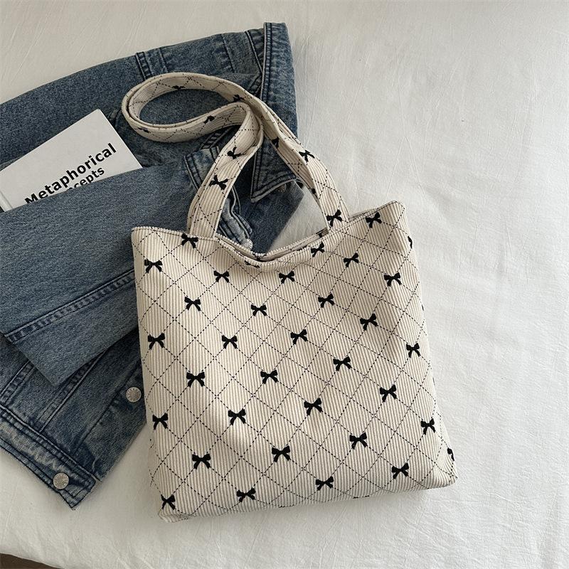 Sweet and fashionable large-capacity shoulder bag summer new simple tote bag casual large-capacity handbag women