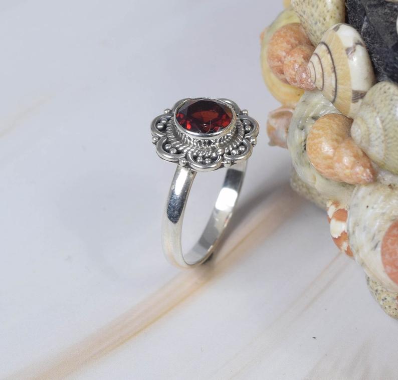 Inel cu granat, inel din argint 925 solid, inel boem, inel declarativ, inel de damă, cadou pentru ea