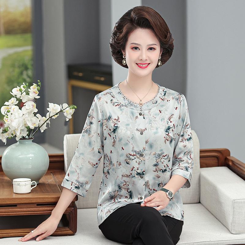

Summer Silk Shirt for Middle-aged Women - Loose Mid-Sleeve Top for Belly Coverage, Ideal for Mothers and Grandmas L (80-100 lbs) серый
